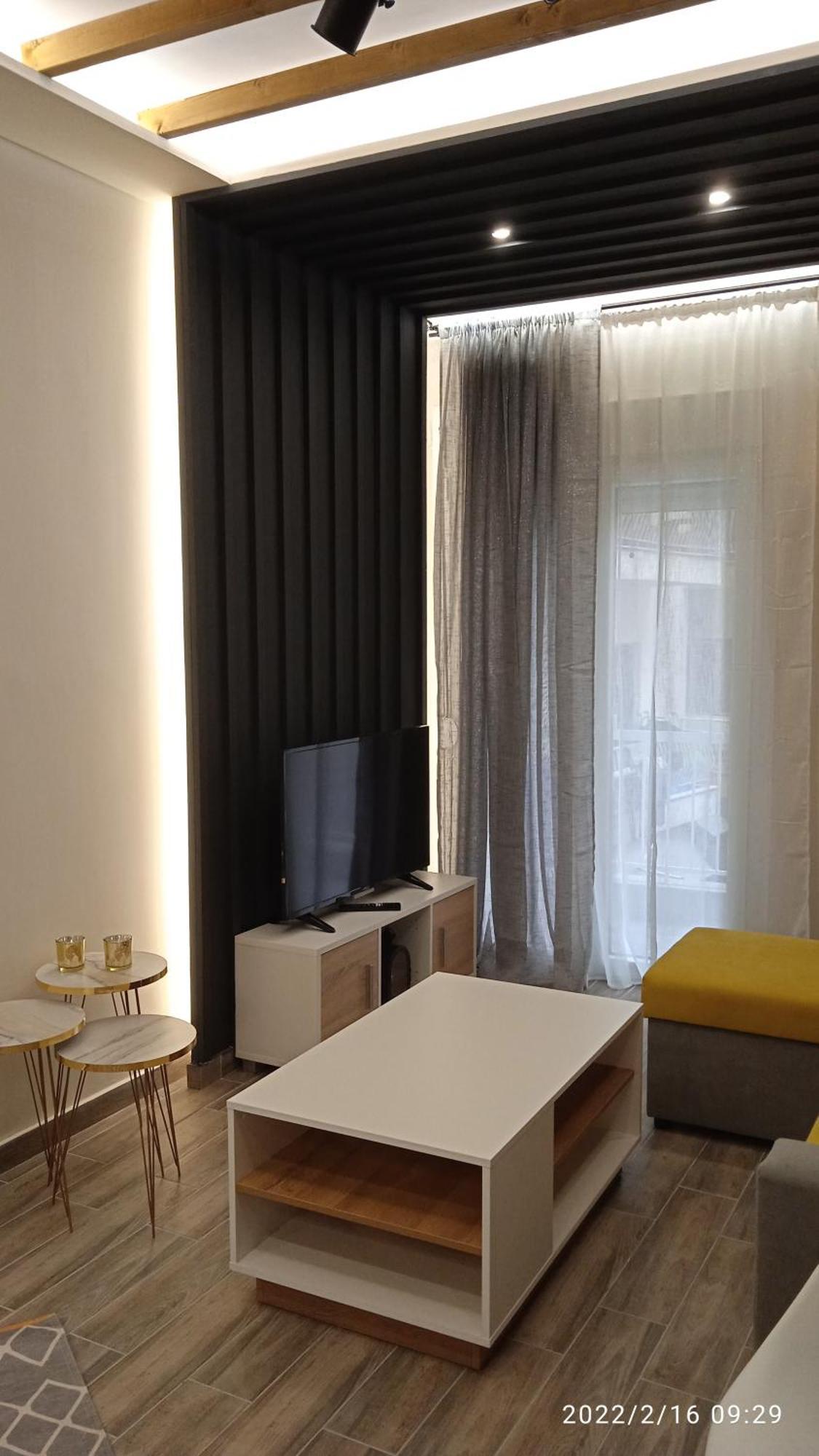 Lusso Apartment - City Center Karaferye Dış mekan fotoğraf