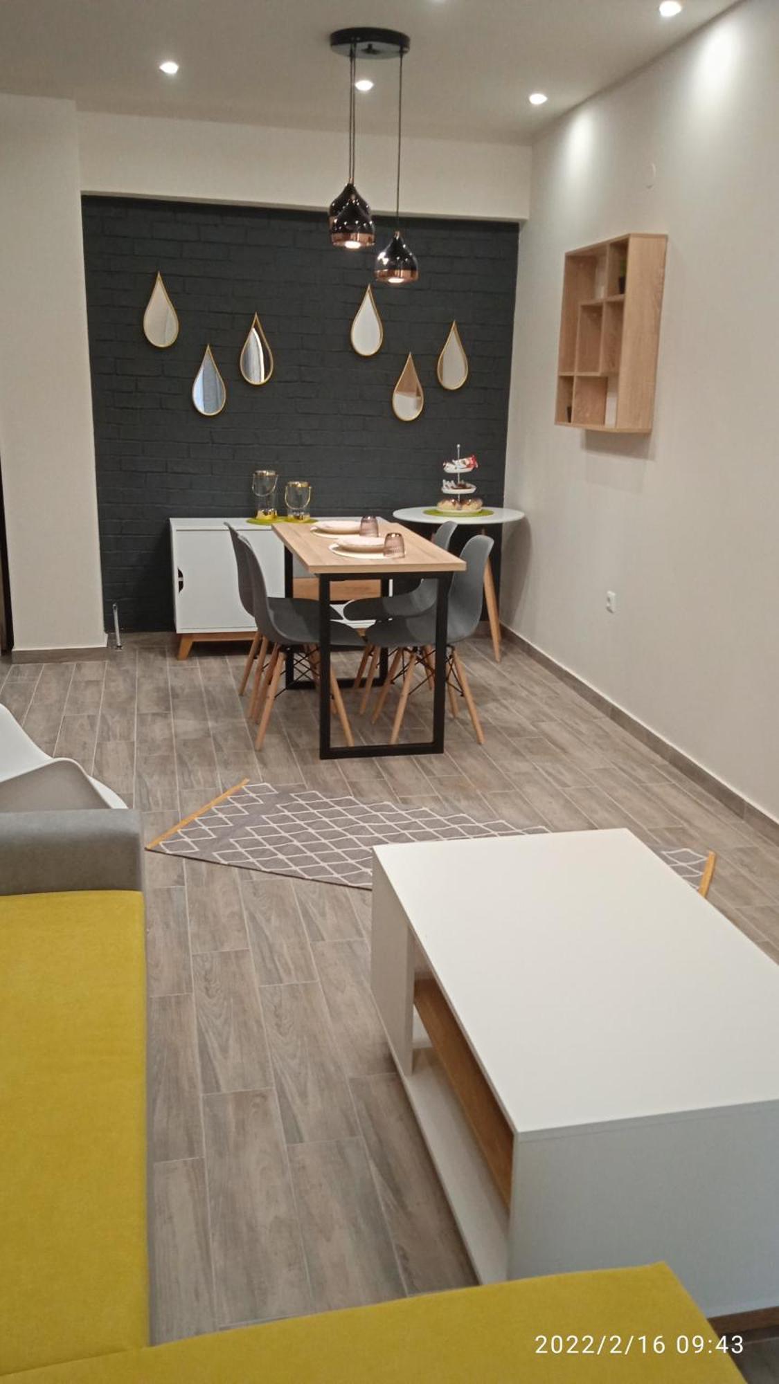 Lusso Apartment - City Center Karaferye Dış mekan fotoğraf